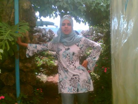 za3ma tbarkalah 3liya rir warda wast l ward